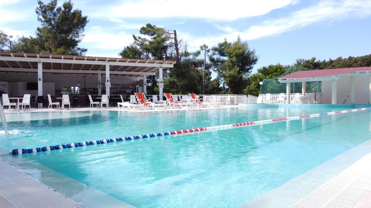 Villaggio Elisena Весте Екстериор снимка