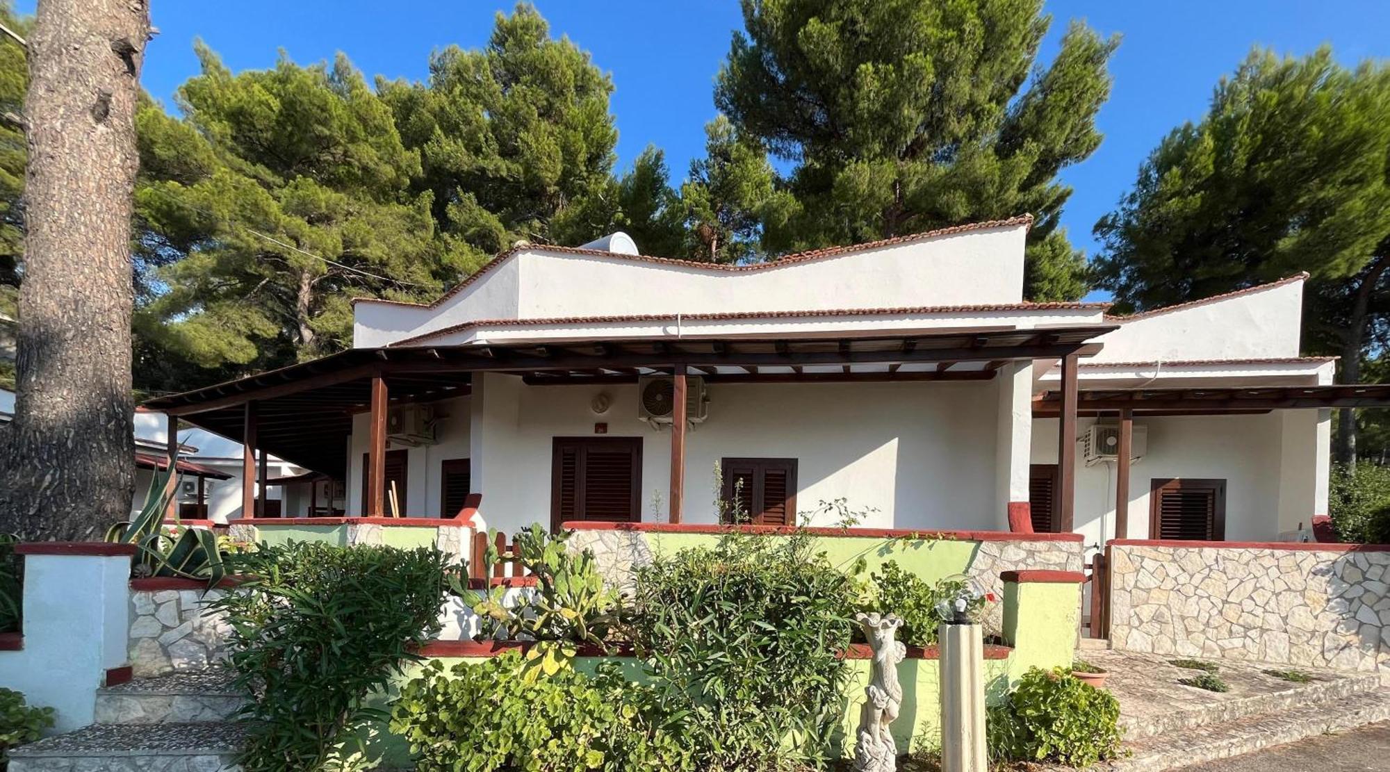 Villaggio Elisena Весте Екстериор снимка