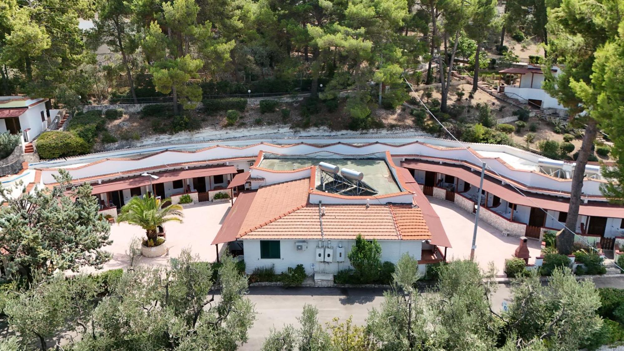 Villaggio Elisena Весте Екстериор снимка