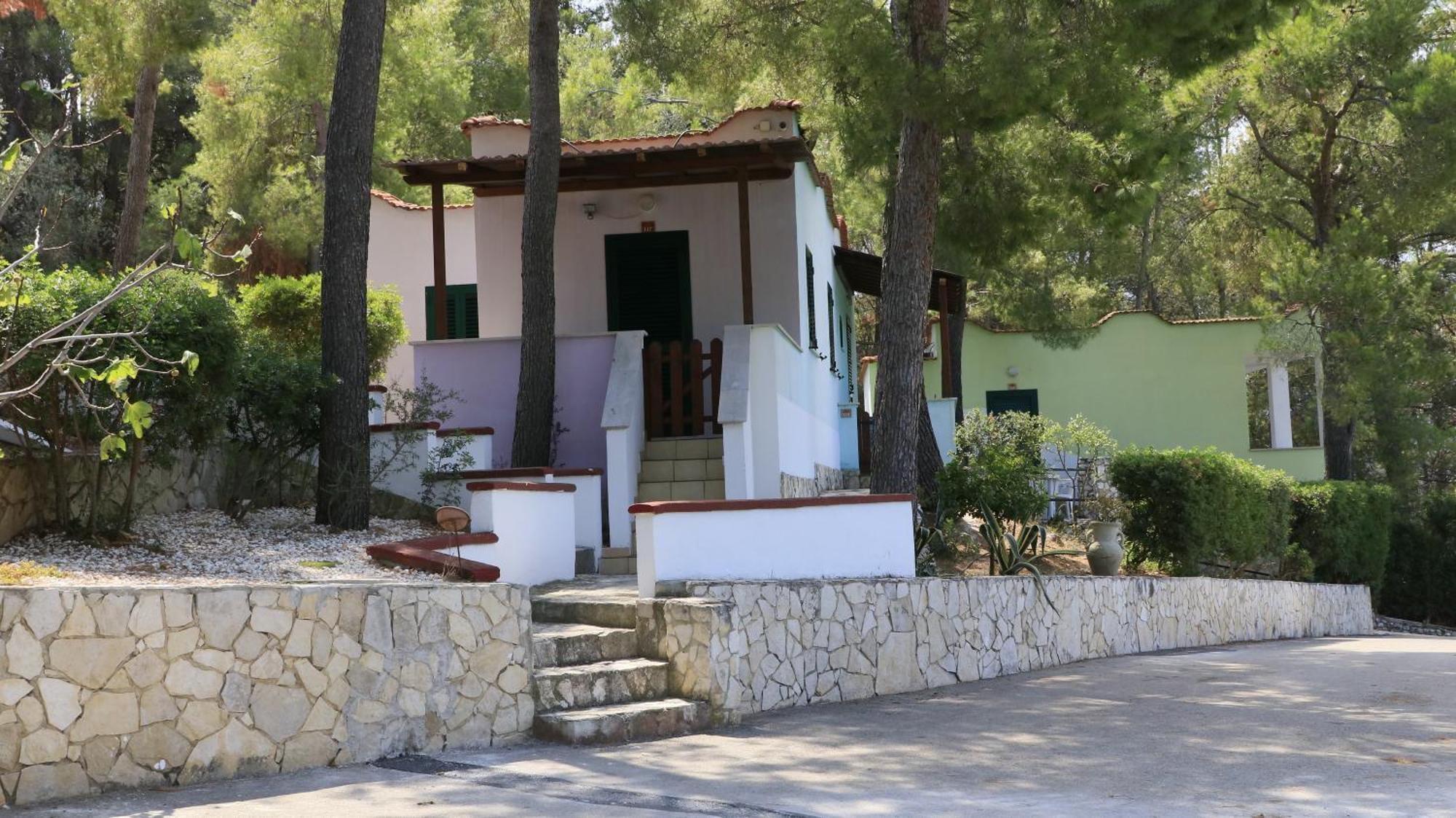Villaggio Elisena Весте Екстериор снимка