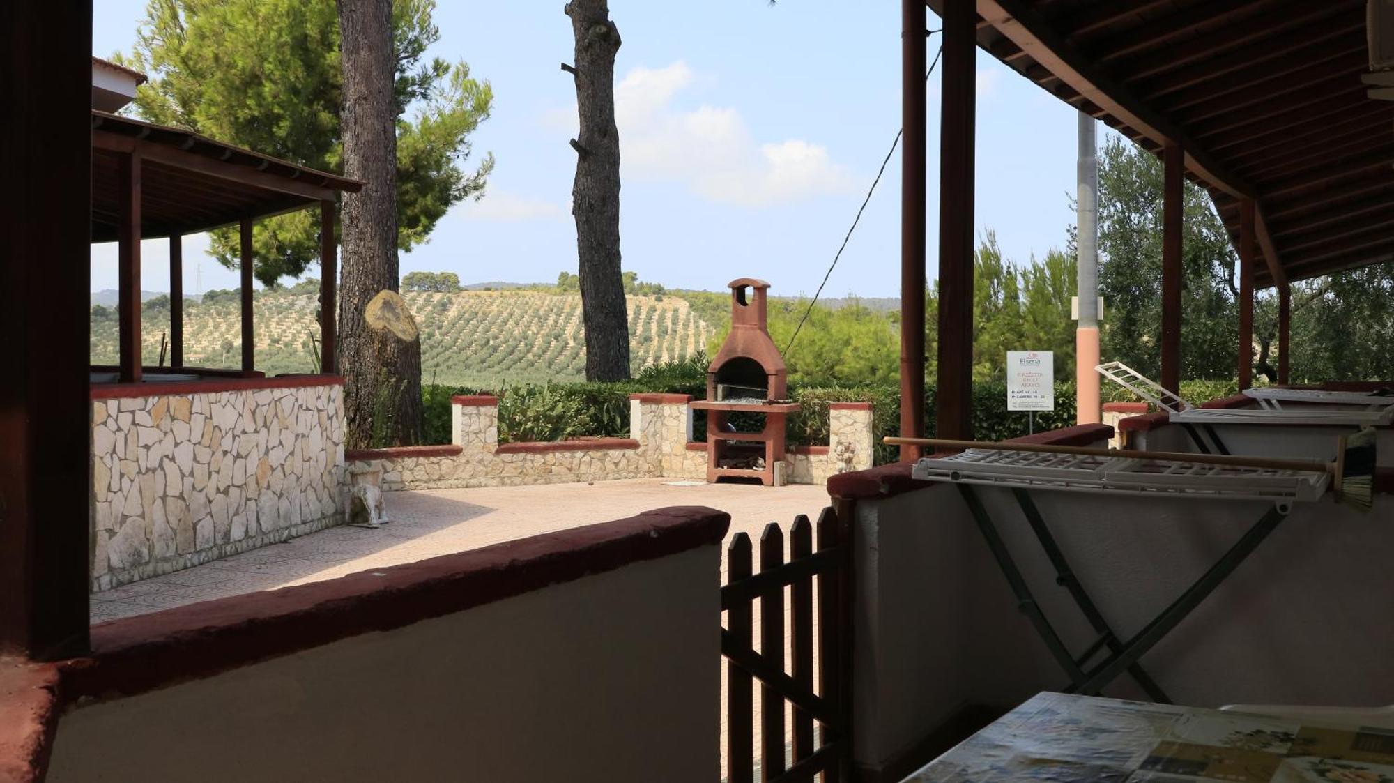 Villaggio Elisena Весте Екстериор снимка