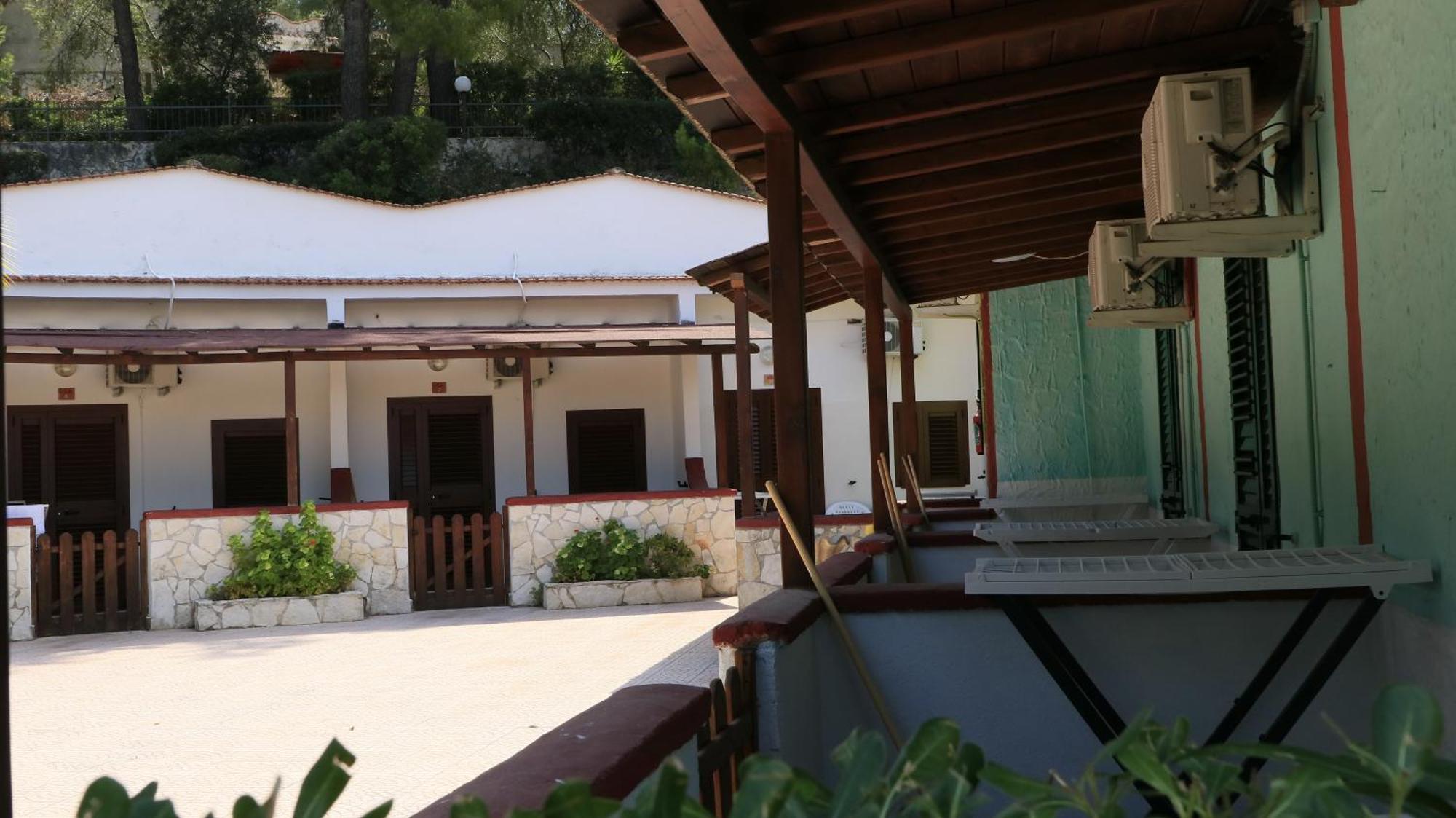 Villaggio Elisena Весте Екстериор снимка