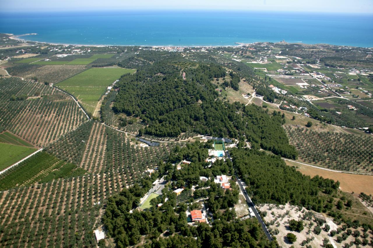 Villaggio Elisena Весте Екстериор снимка